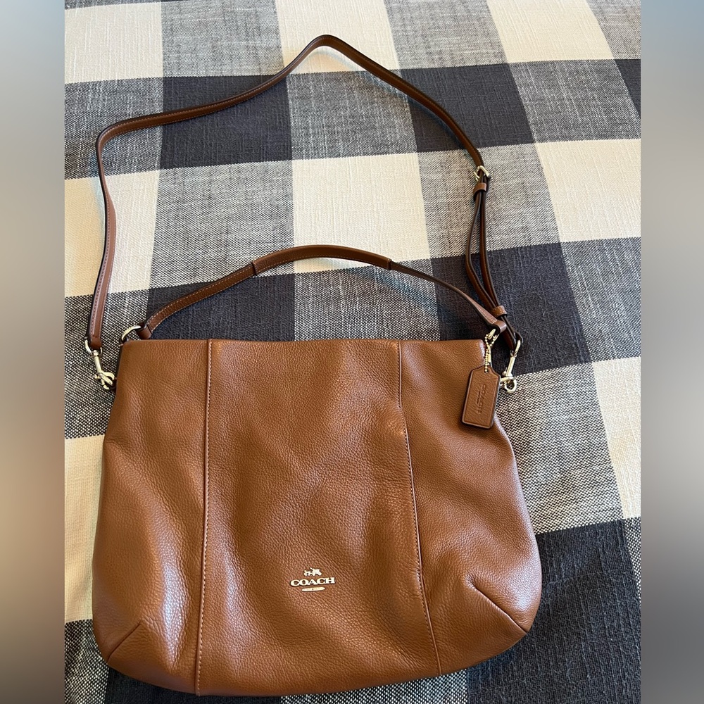 COACH ISABELLE SHOULDER BAG IN PEBBLE LEATHER - STYLE # F35809